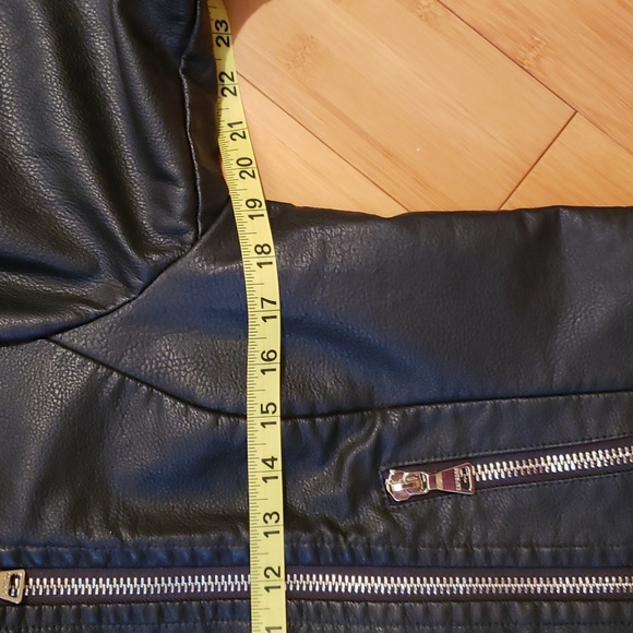 Motorcycle jacket - Picture 8 of 14